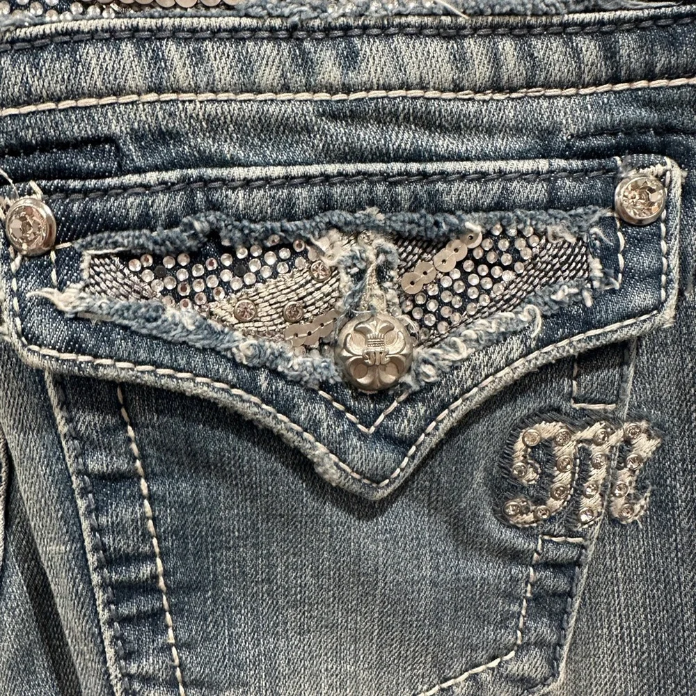 Miss Me Stylish Blue Distressed Women's Jeans - Picture 6 of 13